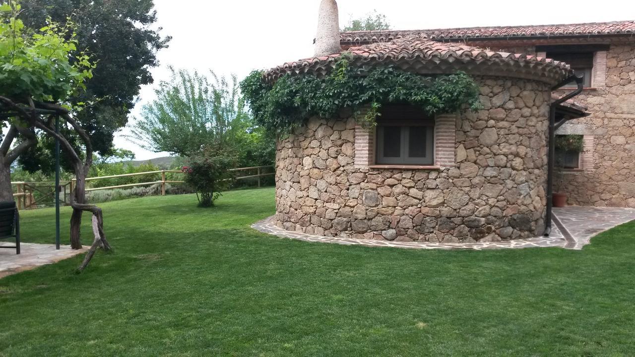 El Vergel de Chilla son 3 alojamientos Abejas 1 Abejas 2 y Libélula Candeleda Exterior foto