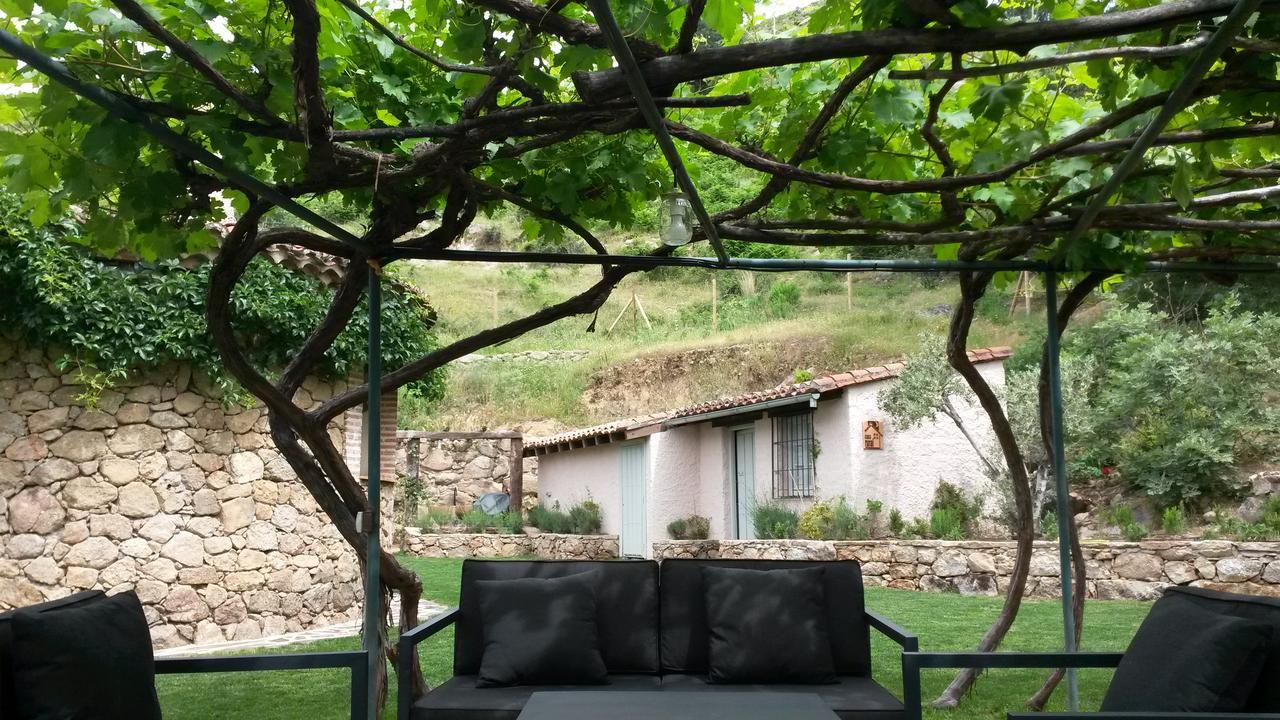 El Vergel de Chilla son 3 alojamientos Abejas 1 Abejas 2 y Libélula Candeleda Exterior foto